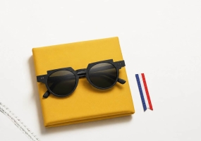 Lunettes de soleil Shelter